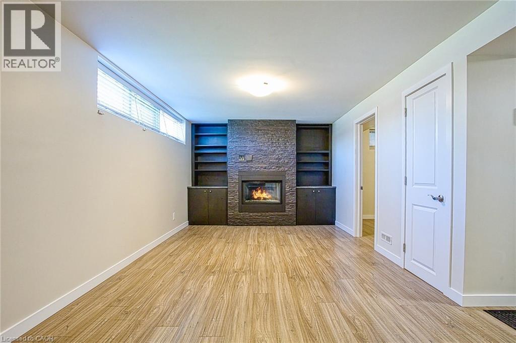 2387 Cyprus Avenue, Burlington, Ontario  L7P 1G5 - Photo 20 - 40825088