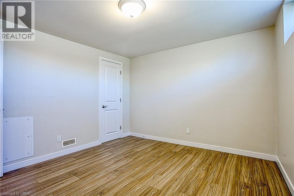 2387 Cyprus Avenue, Burlington, Ontario  L7P 1G5 - Photo 29 - 40825088