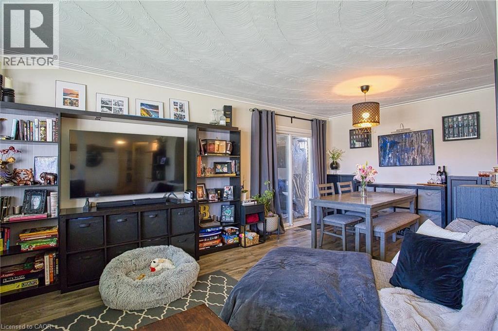 2387 Cyprus Avenue, Burlington, Ontario  L7P 1G5 - Photo 5 - 40825088