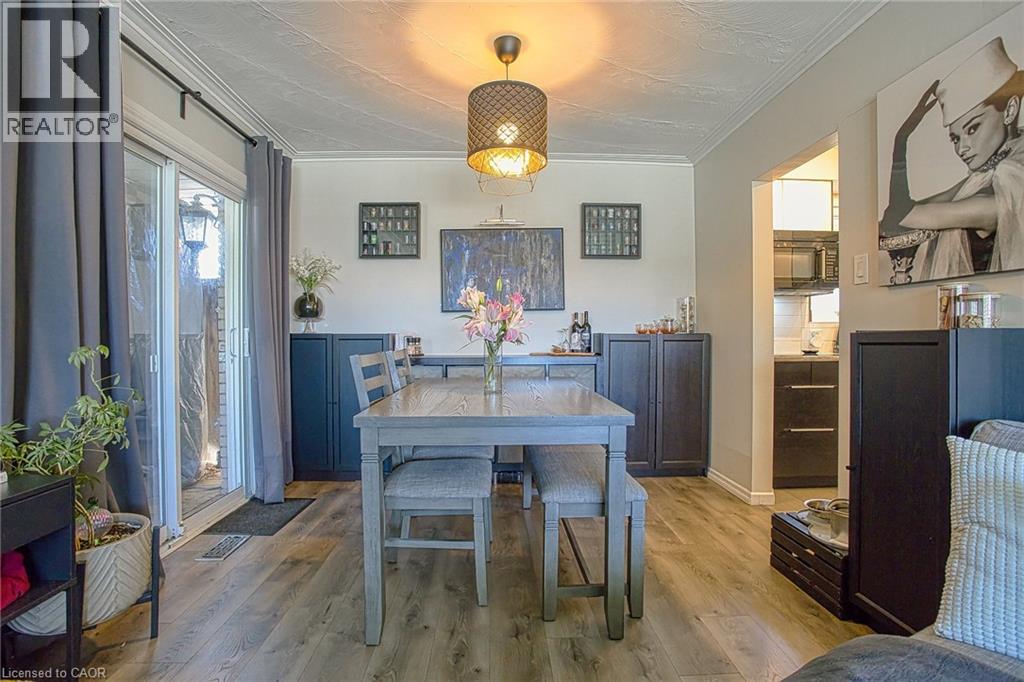 2387 Cyprus Avenue, Burlington, Ontario  L7P 1G5 - Photo 8 - 40825088