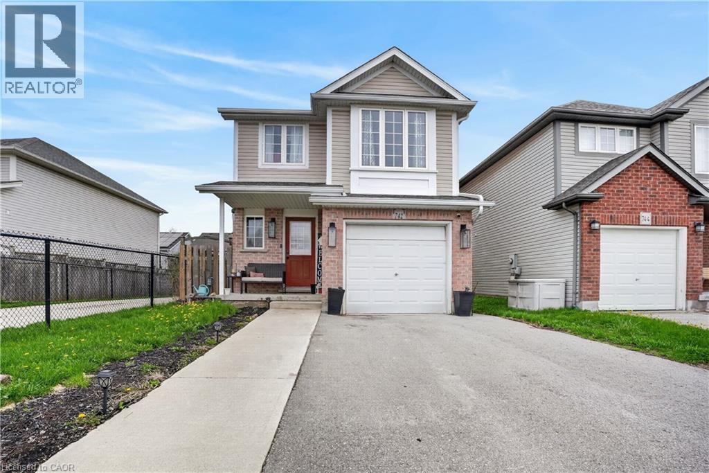 742 Angler Way, Waterloo, Ontario  N2K 4L7 - Photo 1 - 40824253