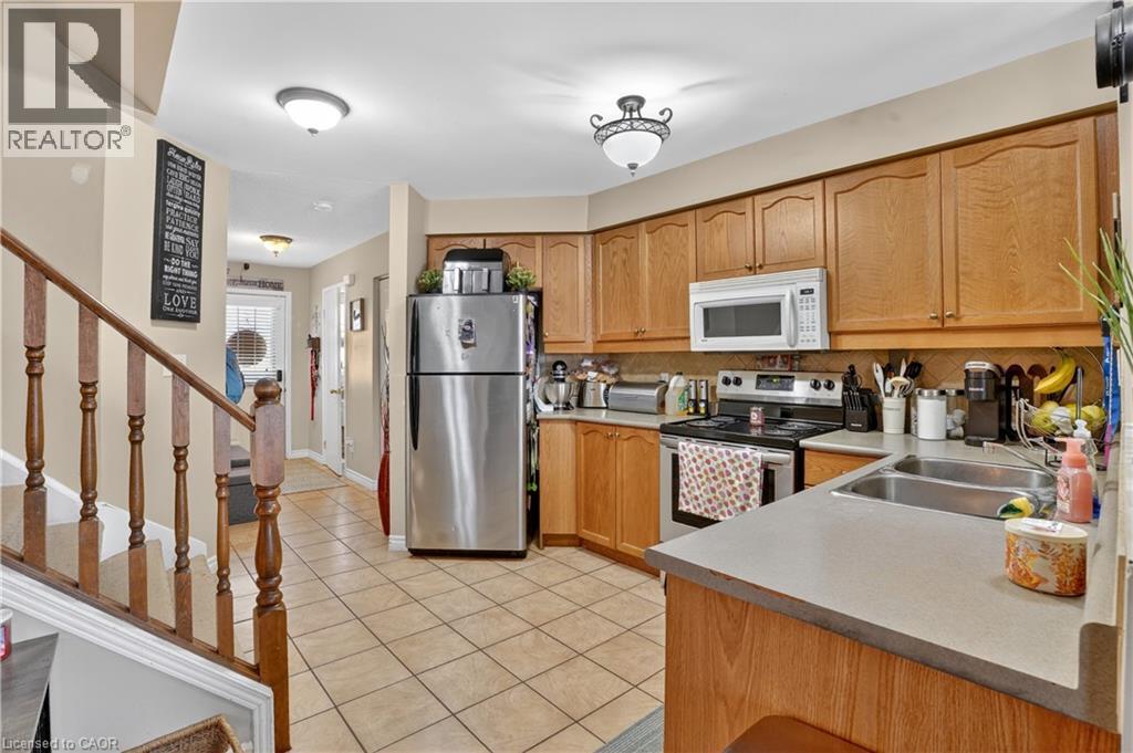 742 Angler Way, Waterloo, Ontario  N2K 4L7 - Photo 11 - 40824253