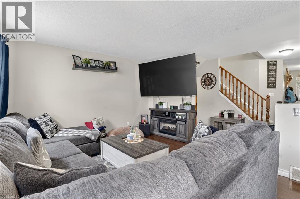 742 Angler Way, Waterloo, Ontario  N2K 4L7 - Photo 13 - 40824253