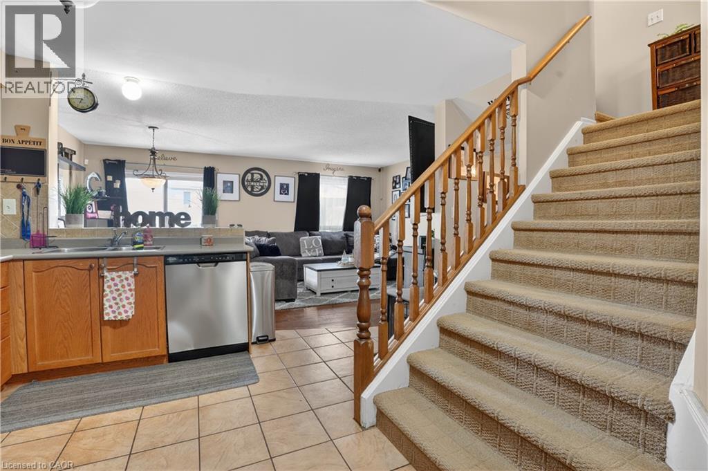 742 Angler Way, Waterloo, Ontario  N2K 4L7 - Photo 8 - 40824253