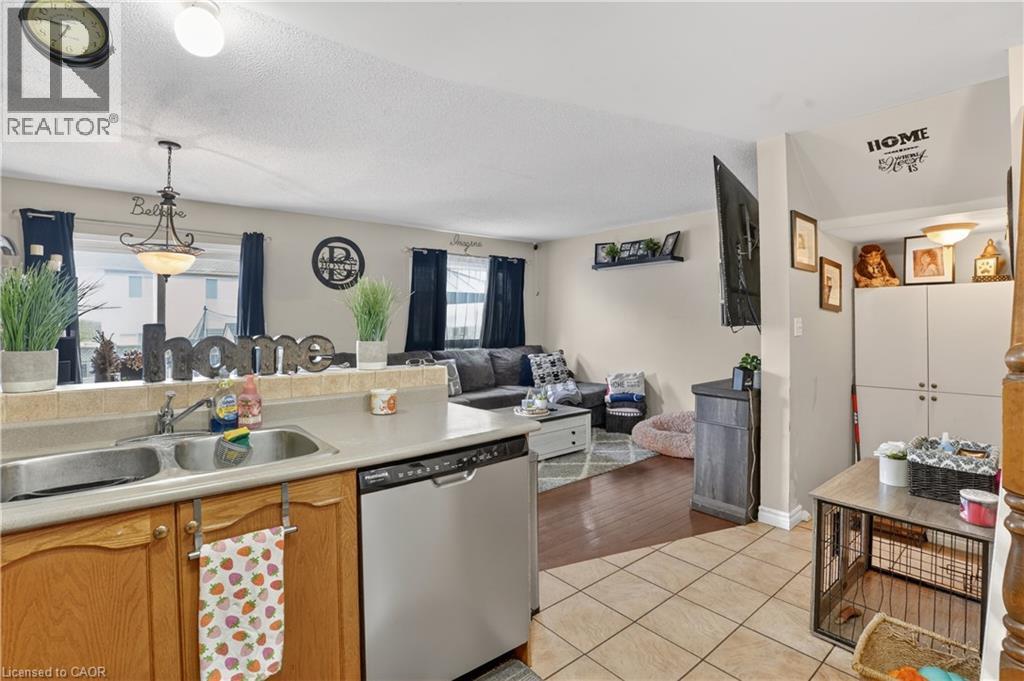 742 Angler Way, Waterloo, Ontario  N2K 4L7 - Photo 9 - 40824253