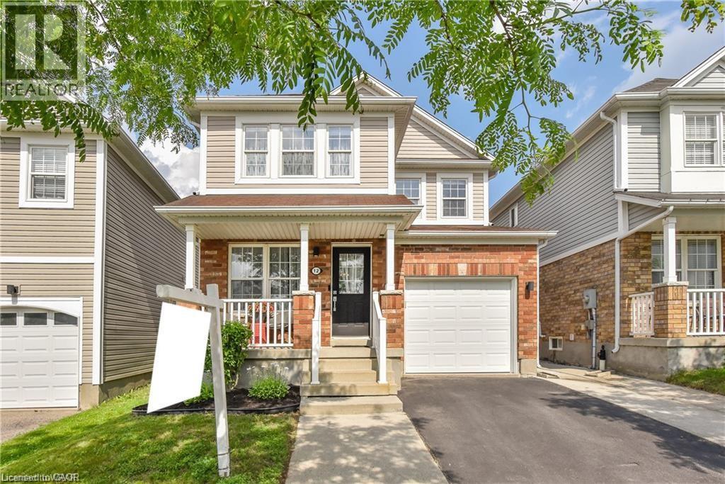 12 GRIFFITHS Avenue, Cambridge, Ontario