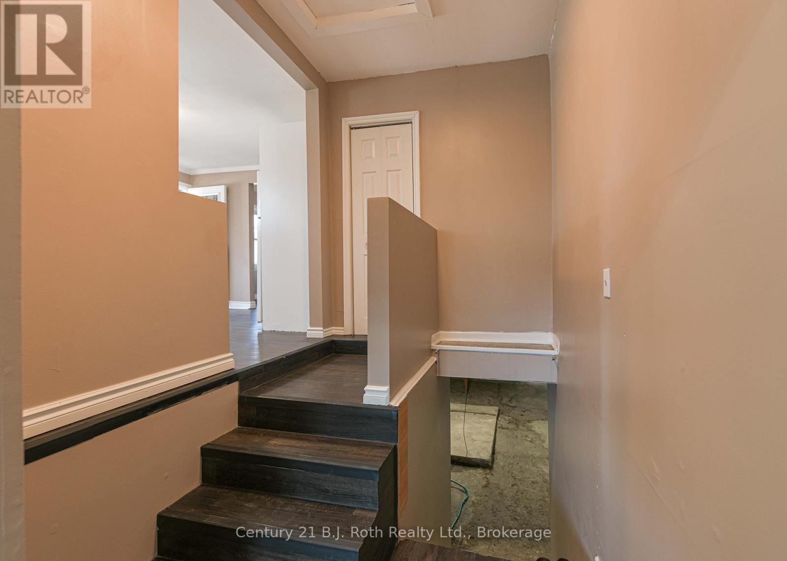 76 Mckenzie Street, Orillia, Ontario  L3V 6A7 - Photo 25 - S13056760