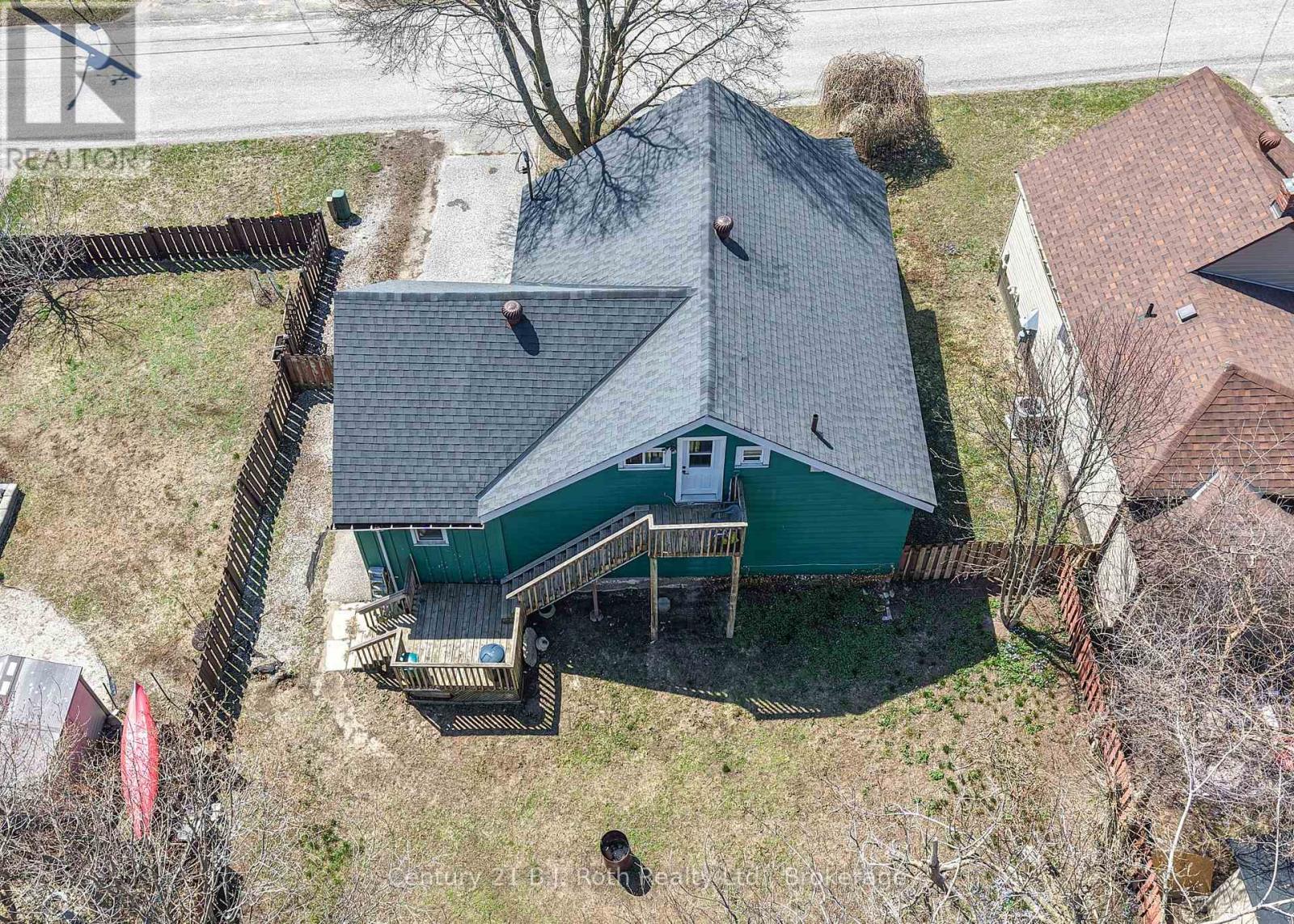 76 Mckenzie Street, Orillia, Ontario  L3V 6A7 - Photo 3 - S13056760