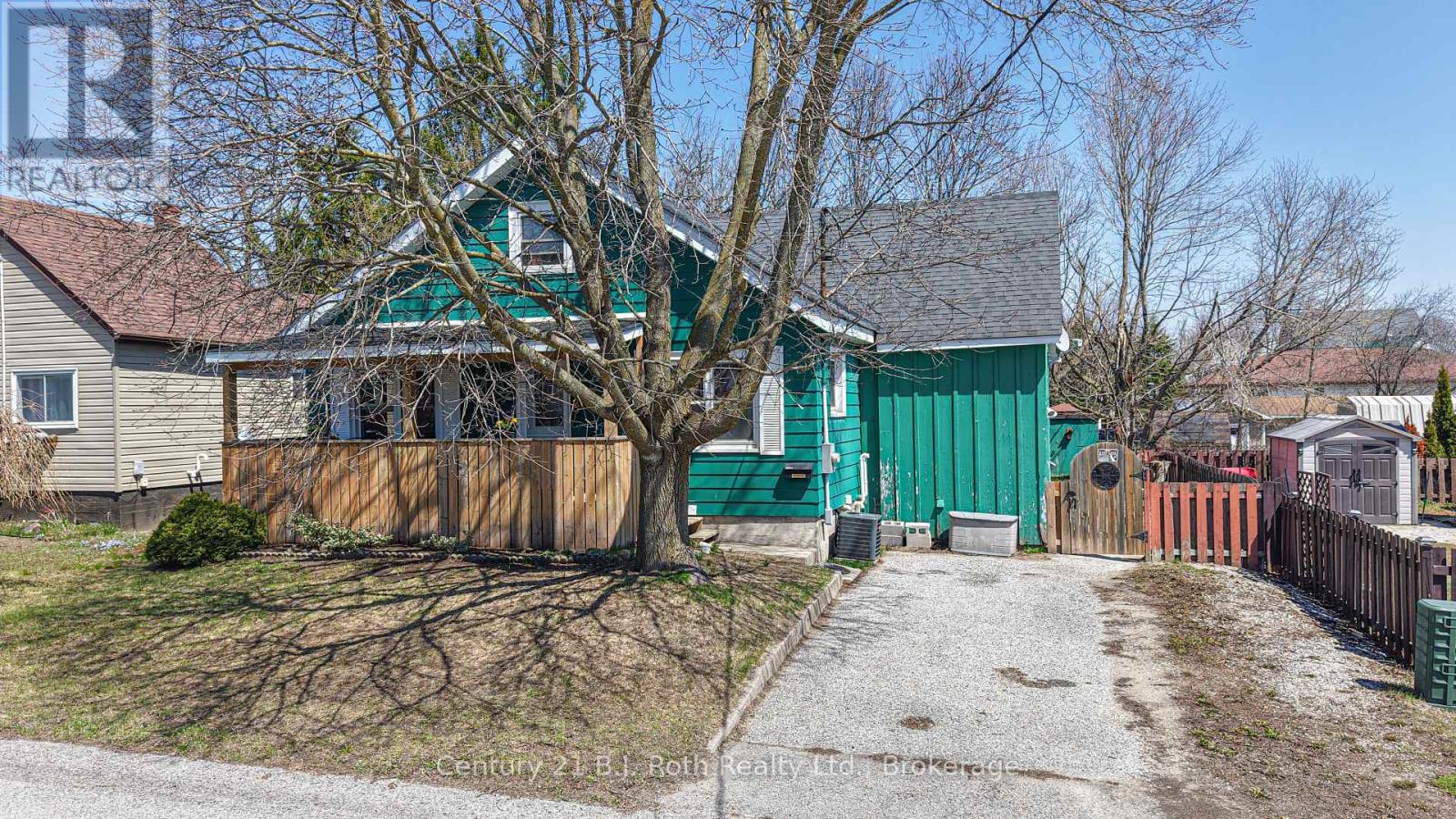 76 Mckenzie Street, Orillia, Ontario  L3V 6A7 - Photo 5 - S13056760