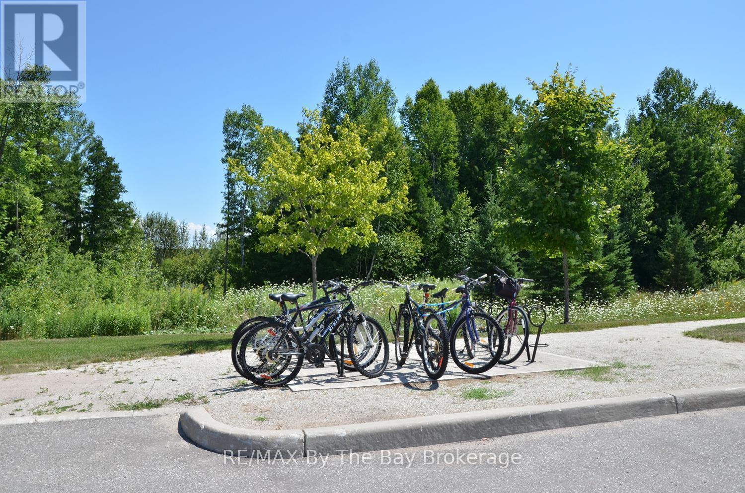 208 - 40 Mulligan Lane, Wasaga Beach, Ontario  L9Z 0C5 - Photo 4 - S13056954