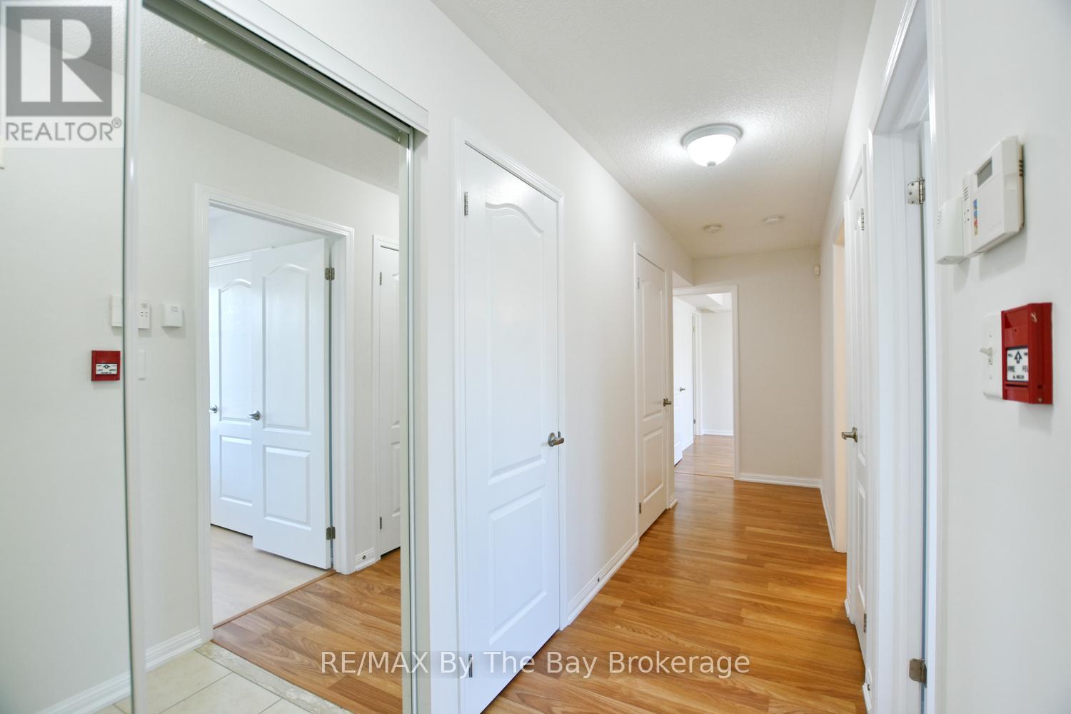 208 - 40 Mulligan Lane, Wasaga Beach, Ontario  L9Z 0C5 - Photo 8 - S13056954