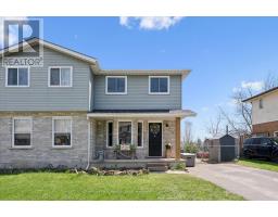 33 WILSON CRESCENT, centre wellington (elora/salem), Ontario