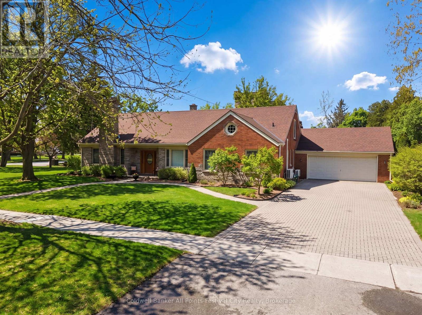 101 Waterloo Street N, Goderich, Ontario  N7A 2W5 - Photo 3 - X13056646