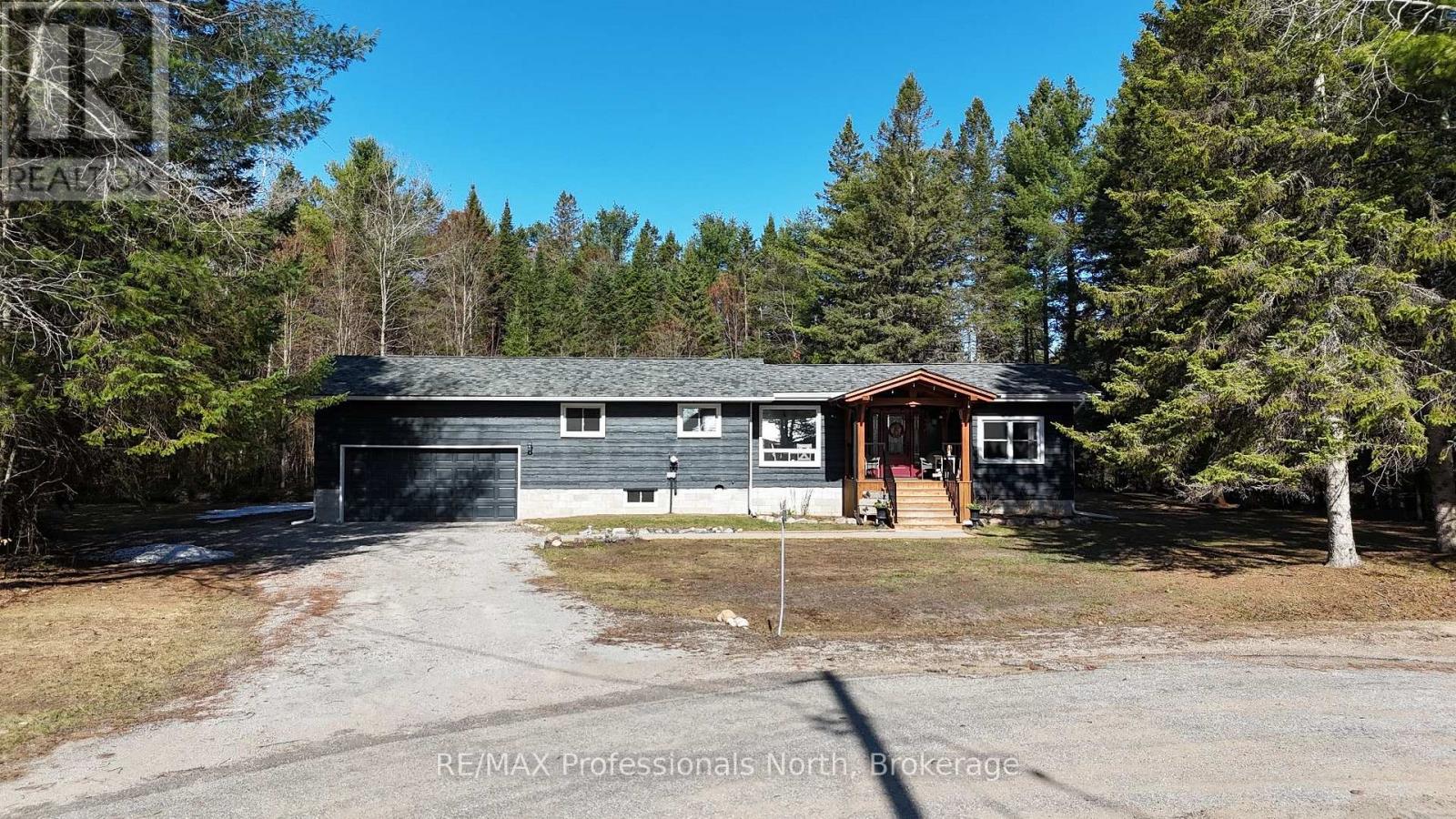 1041 Winding Creek Road, Minden Hills, Ontario  K0M 2K0 - Photo 2 - X13056740