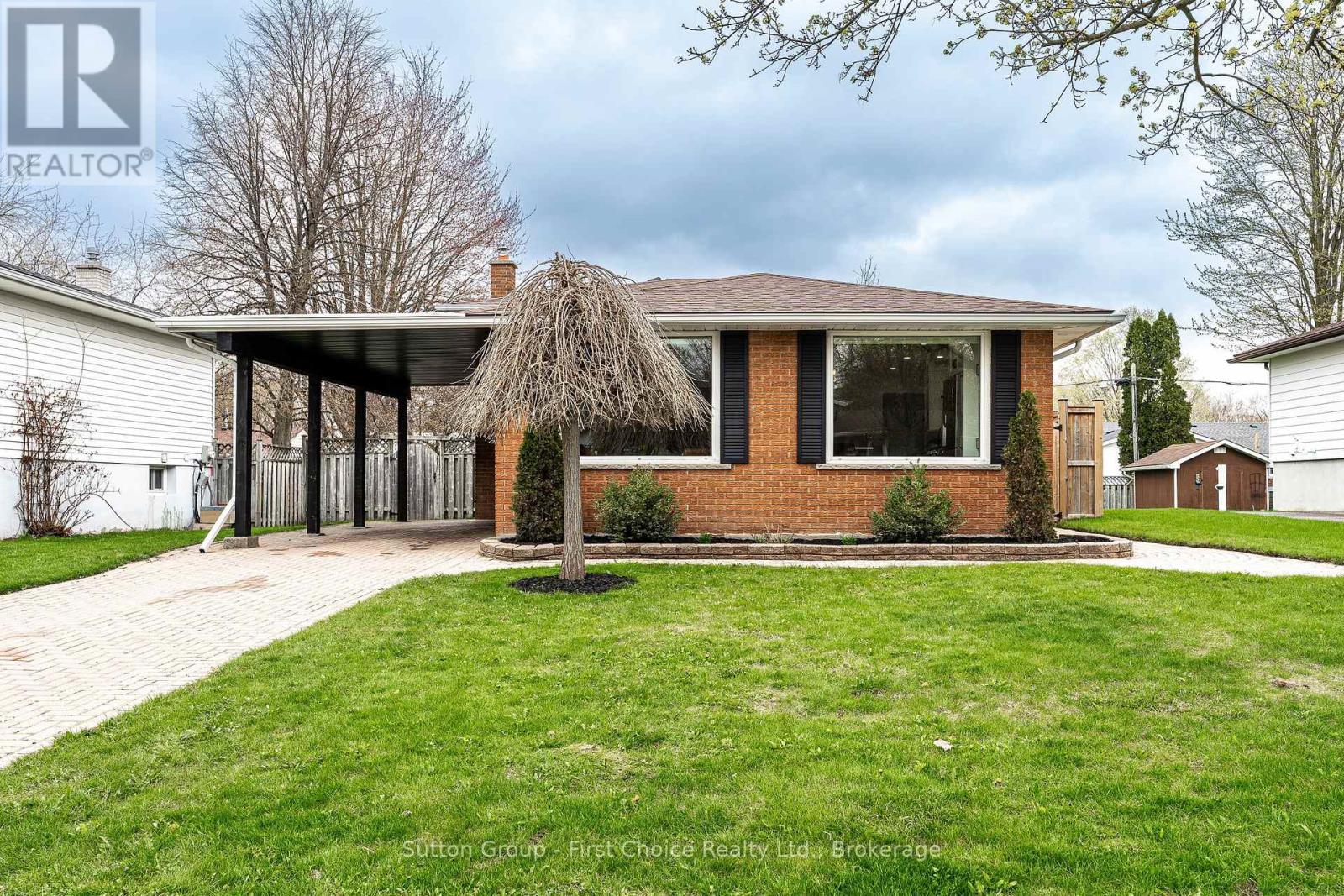 185 MOWAT STREET, Stratford, Ontario