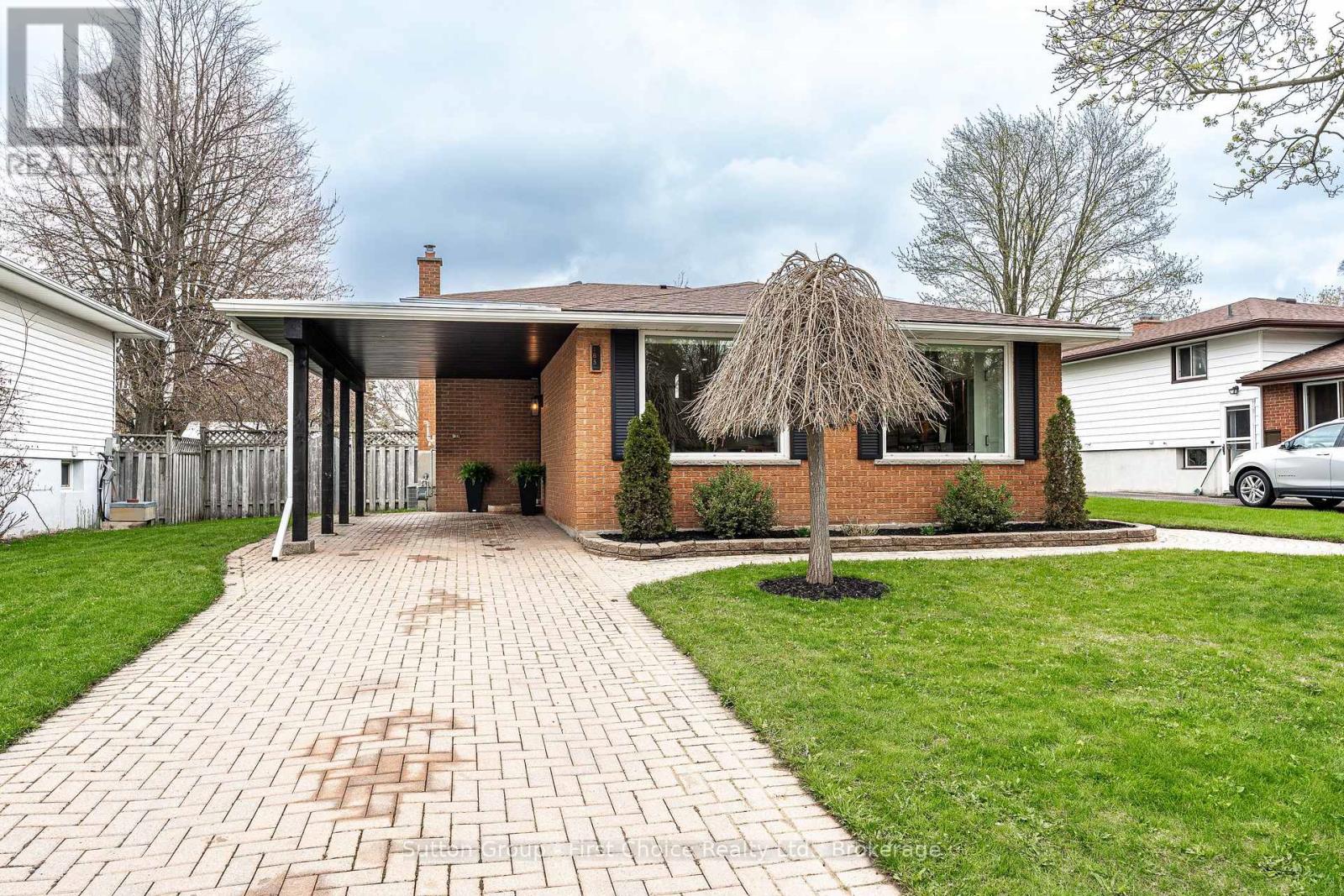 185 Mowat Street, Stratford, Ontario  N5A 2C2 - Photo 2 - X13056886