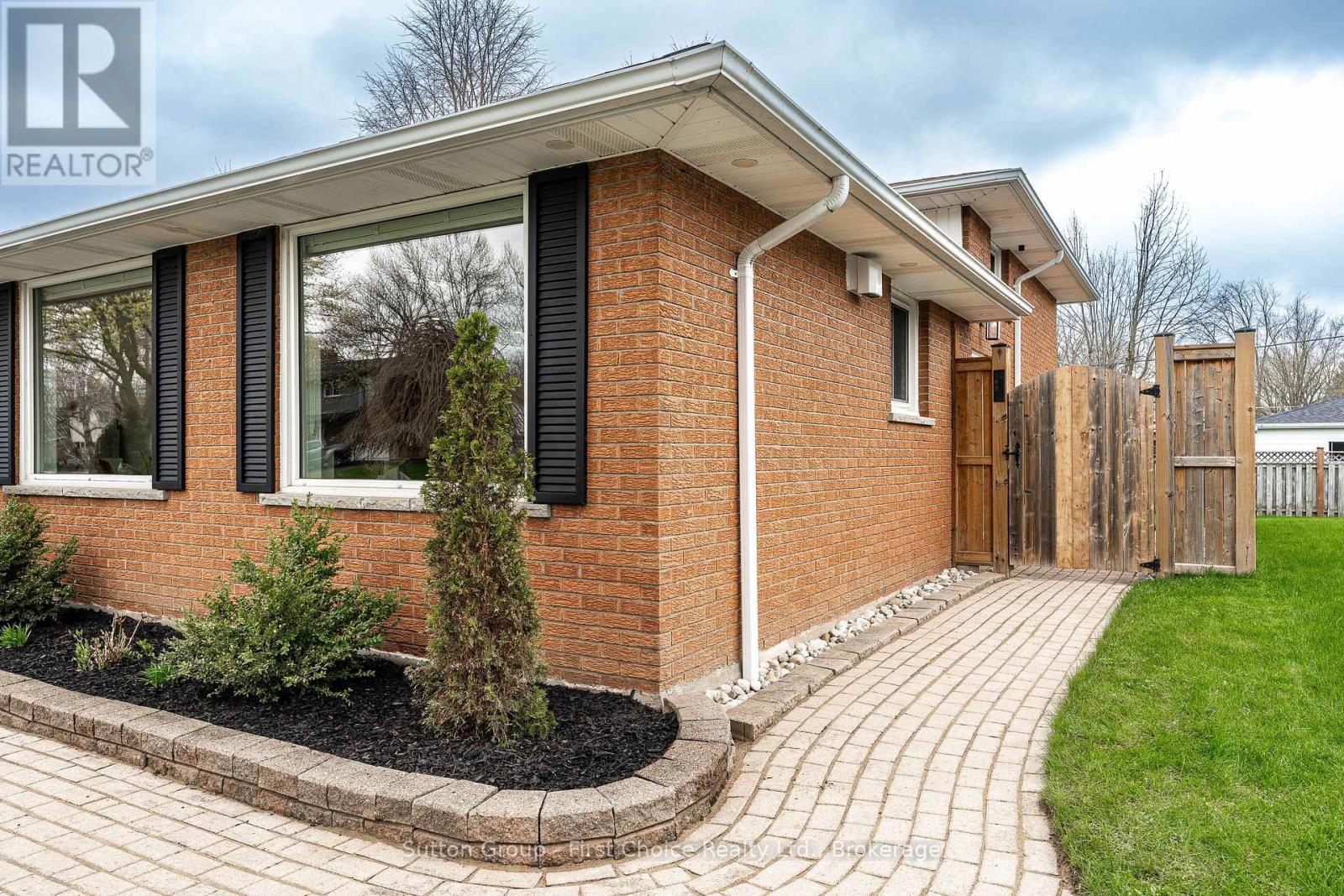 185 Mowat Street, Stratford, Ontario  N5A 2C2 - Photo 46 - X13056886