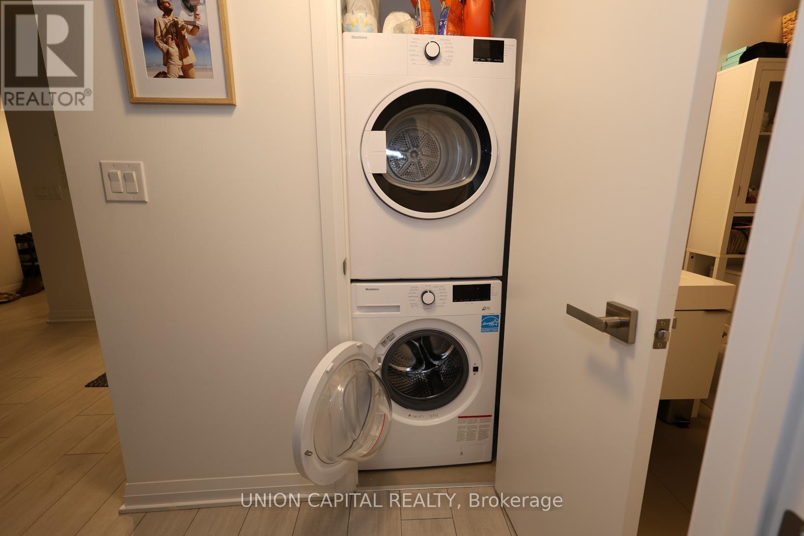 309 - 99 Foxbar Road, Toronto, Ontario  M4V 0B2 - Photo 9 - C13056614