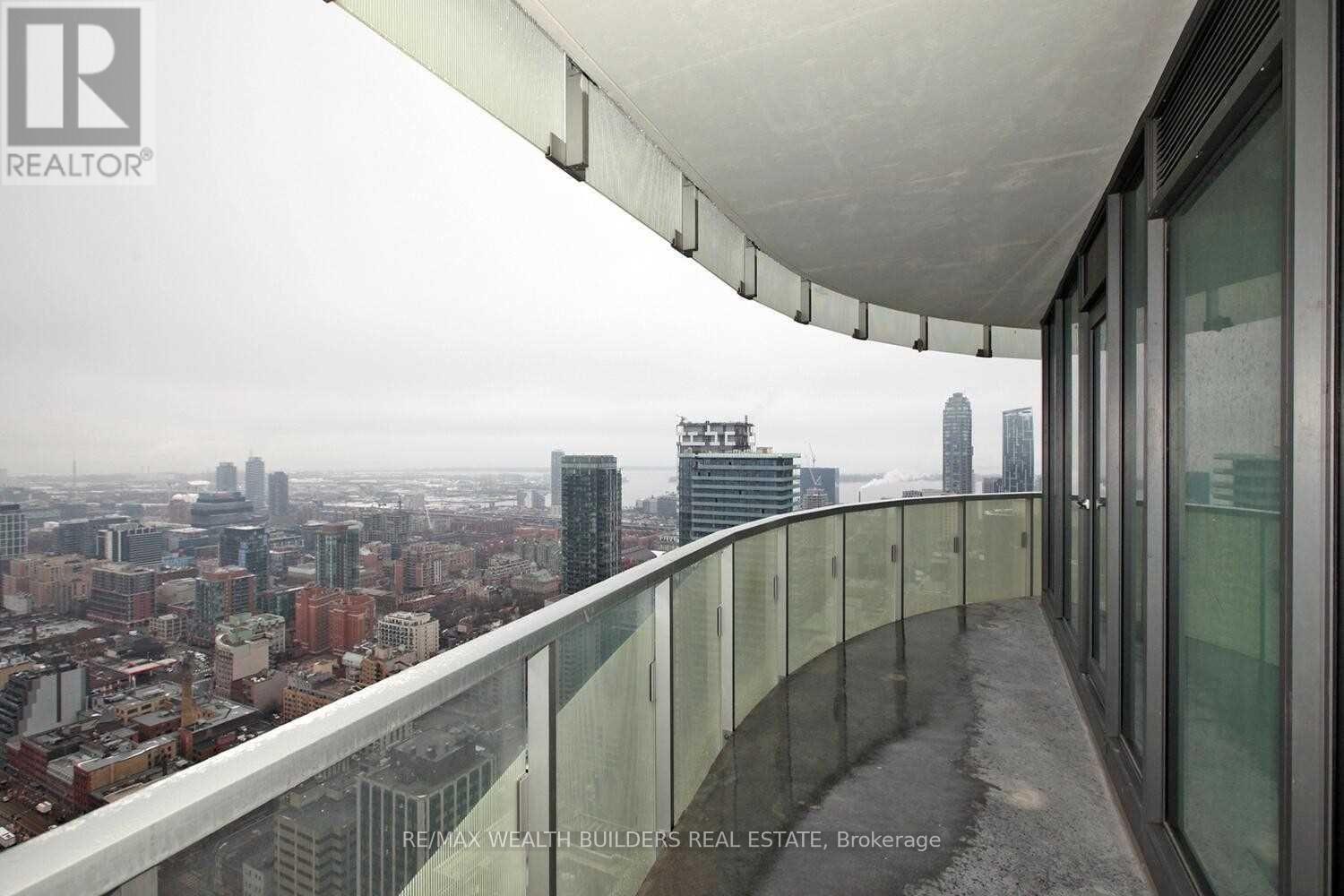 4305 - 197 Yonge Street, Toronto, Ontario  M5B 1M4 - Photo 19 - C13056648