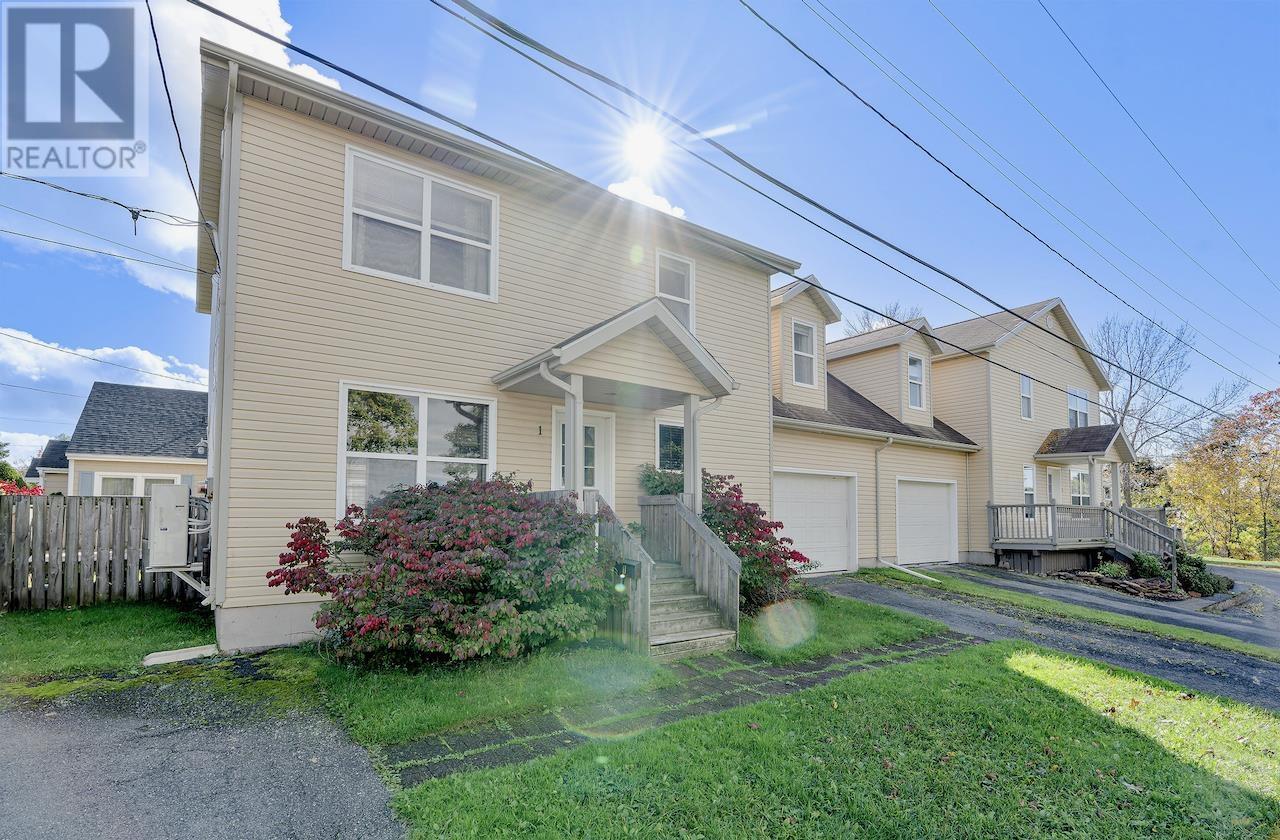 1 Deblois Street, Charlottetown, Prince Edward Island  C1E 0J6 - Photo 2 - 202608934