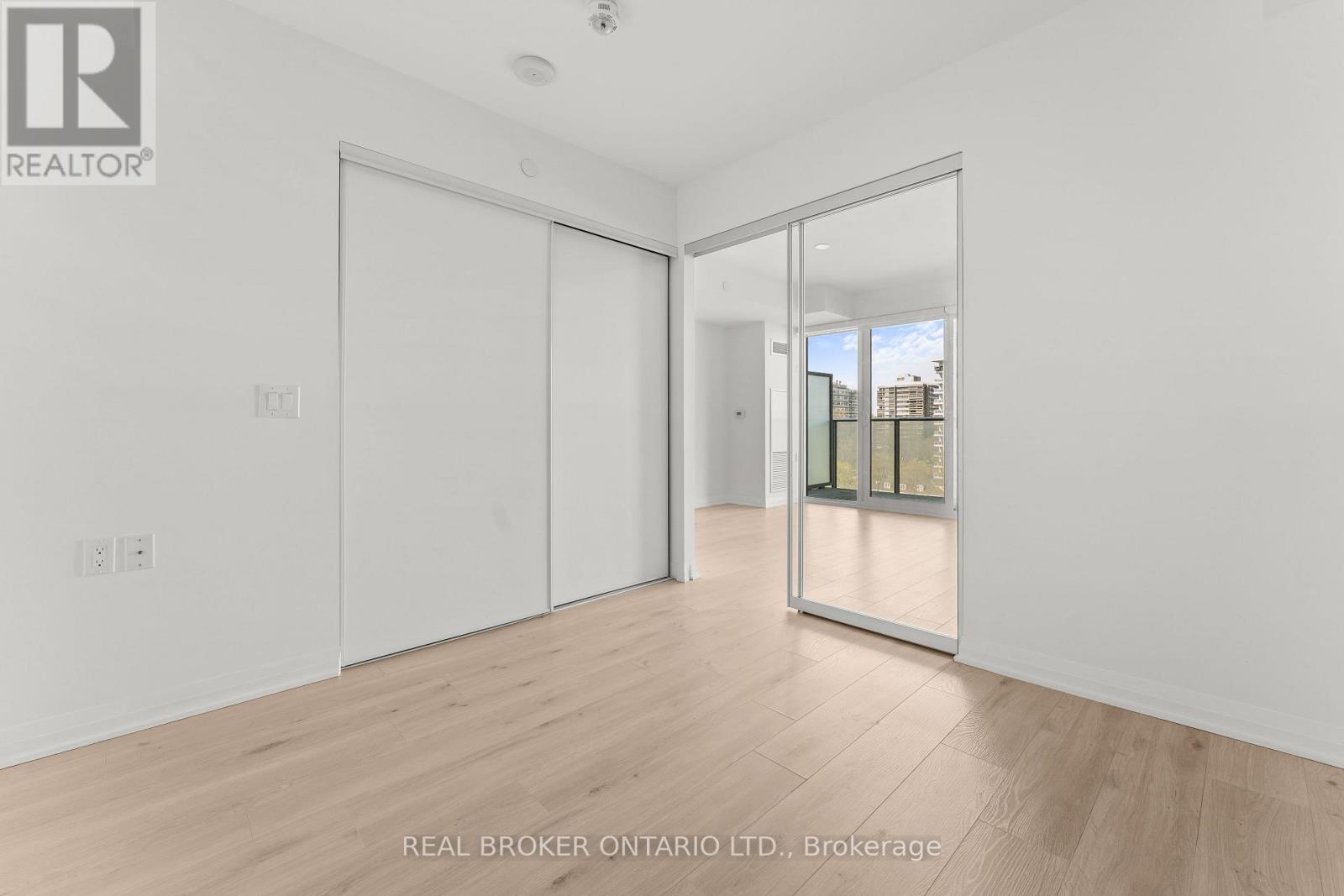 906 - 99 Foxbar Road, Toronto, Ontario  M4V 2G5 - Photo 12 - C13056684