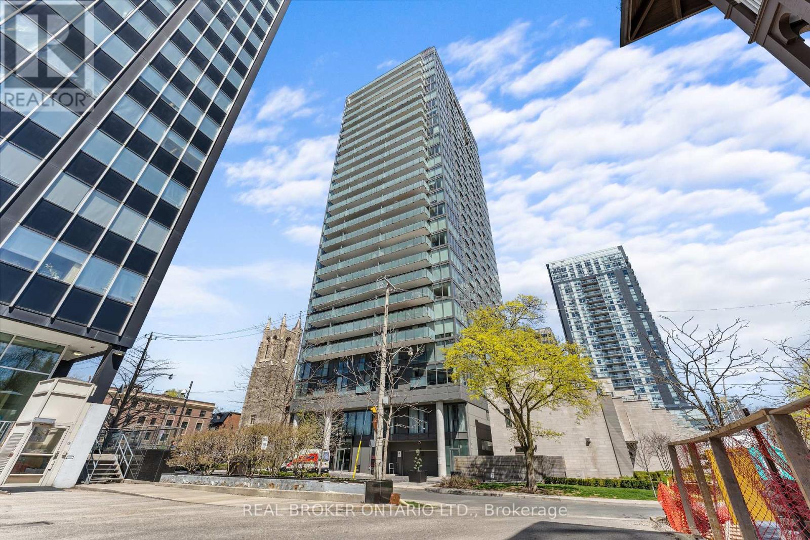 906 - 99 Foxbar Road, Toronto, Ontario  M4V 2G5 - Photo 2 - C13056684