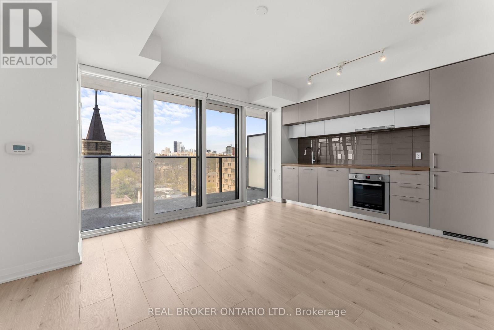 906 - 99 Foxbar Road, Toronto, Ontario  M4V 2G5 - Photo 6 - C13056684