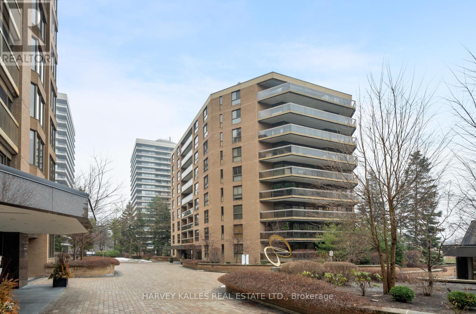204 - 70 Rosehill Avenue, Toronto, Ontario  M4T 2W7 - Photo 1 - C13056736