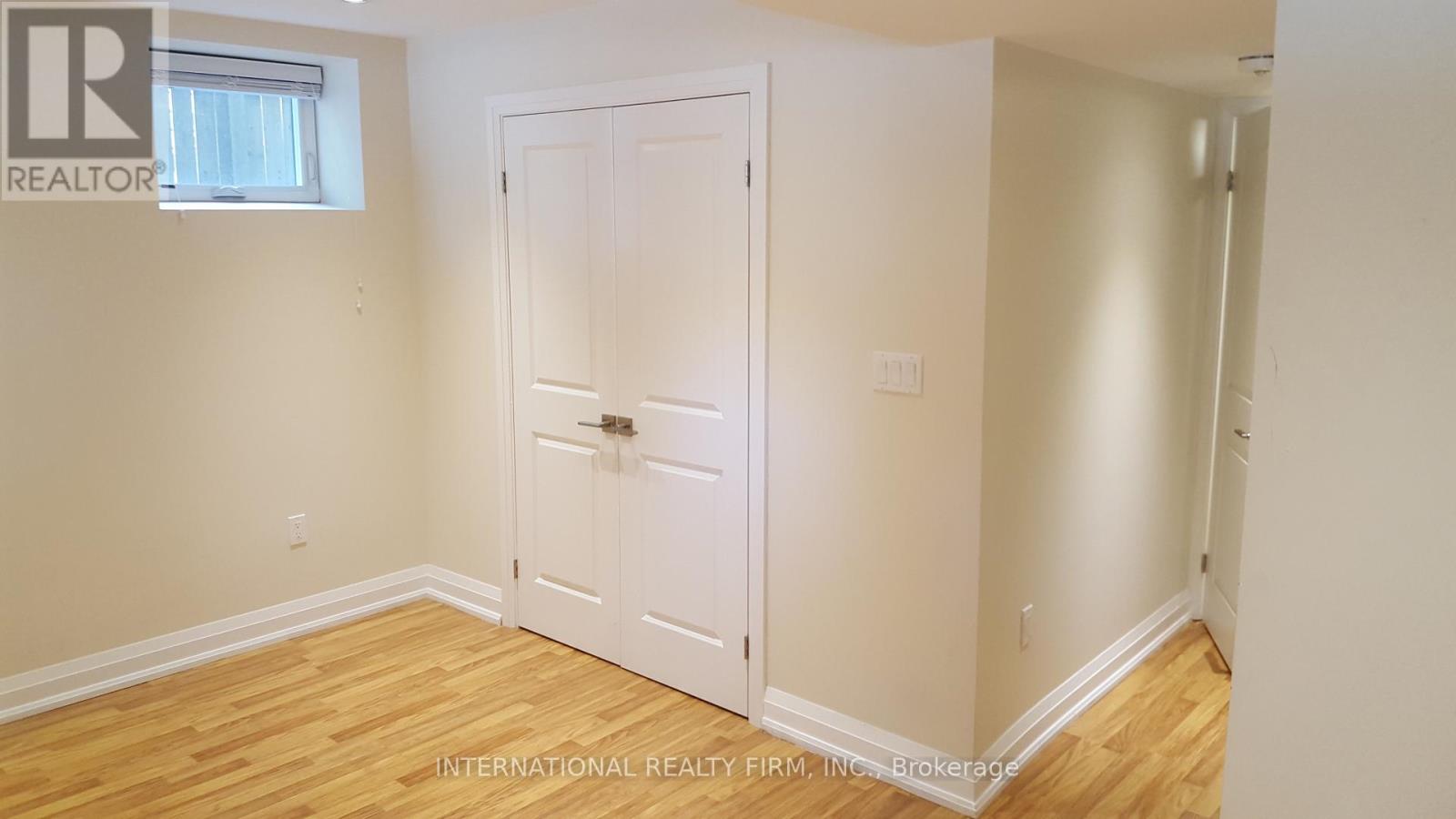 Lower - 24 Duggan Avenue, Toronto, Ontario  M4V 1Y2 - Photo 15 - C13056744