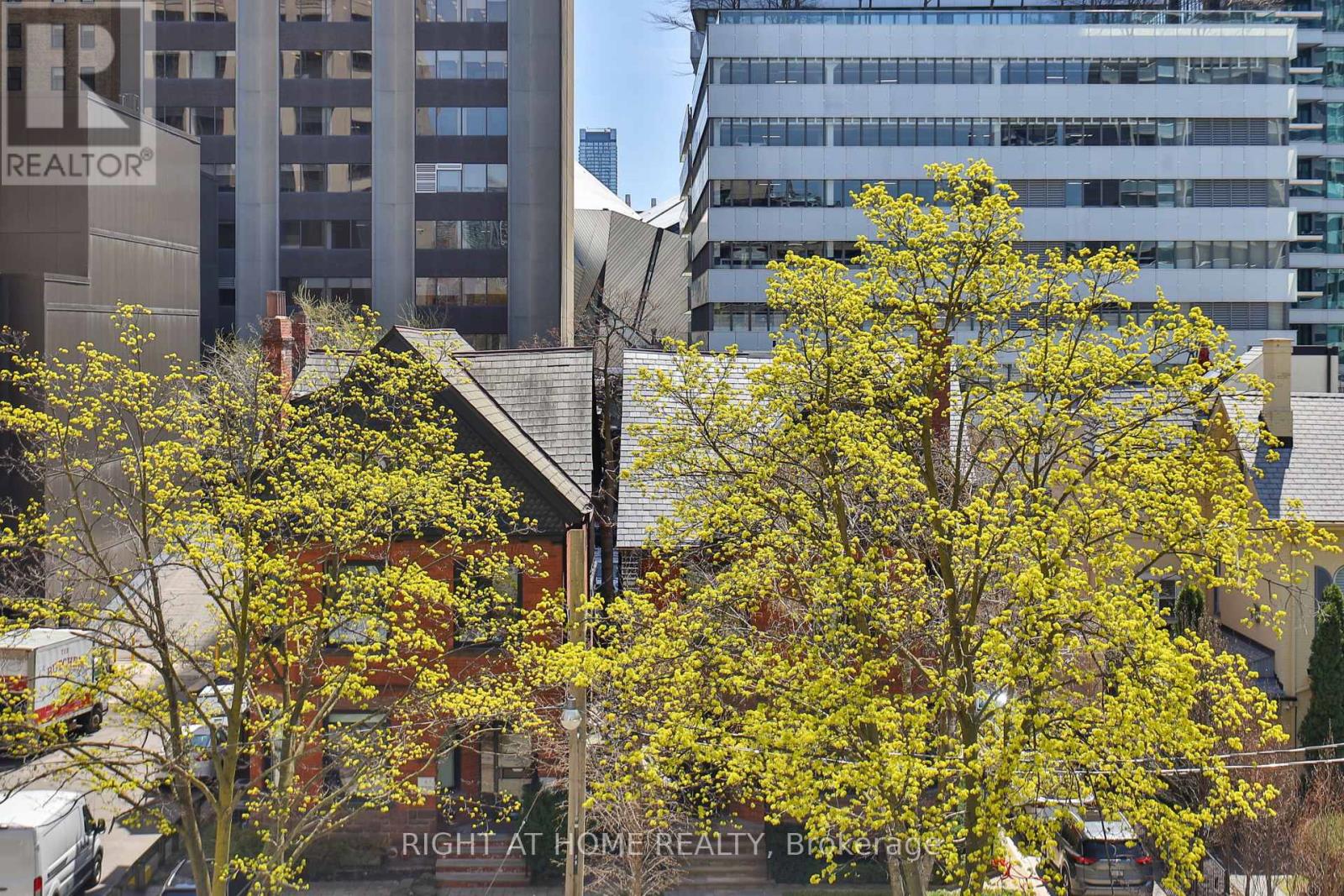 404 - 10 Prince Arthur Avenue, Toronto, Ontario  M5R 1A9 - Photo 10 - C13056756