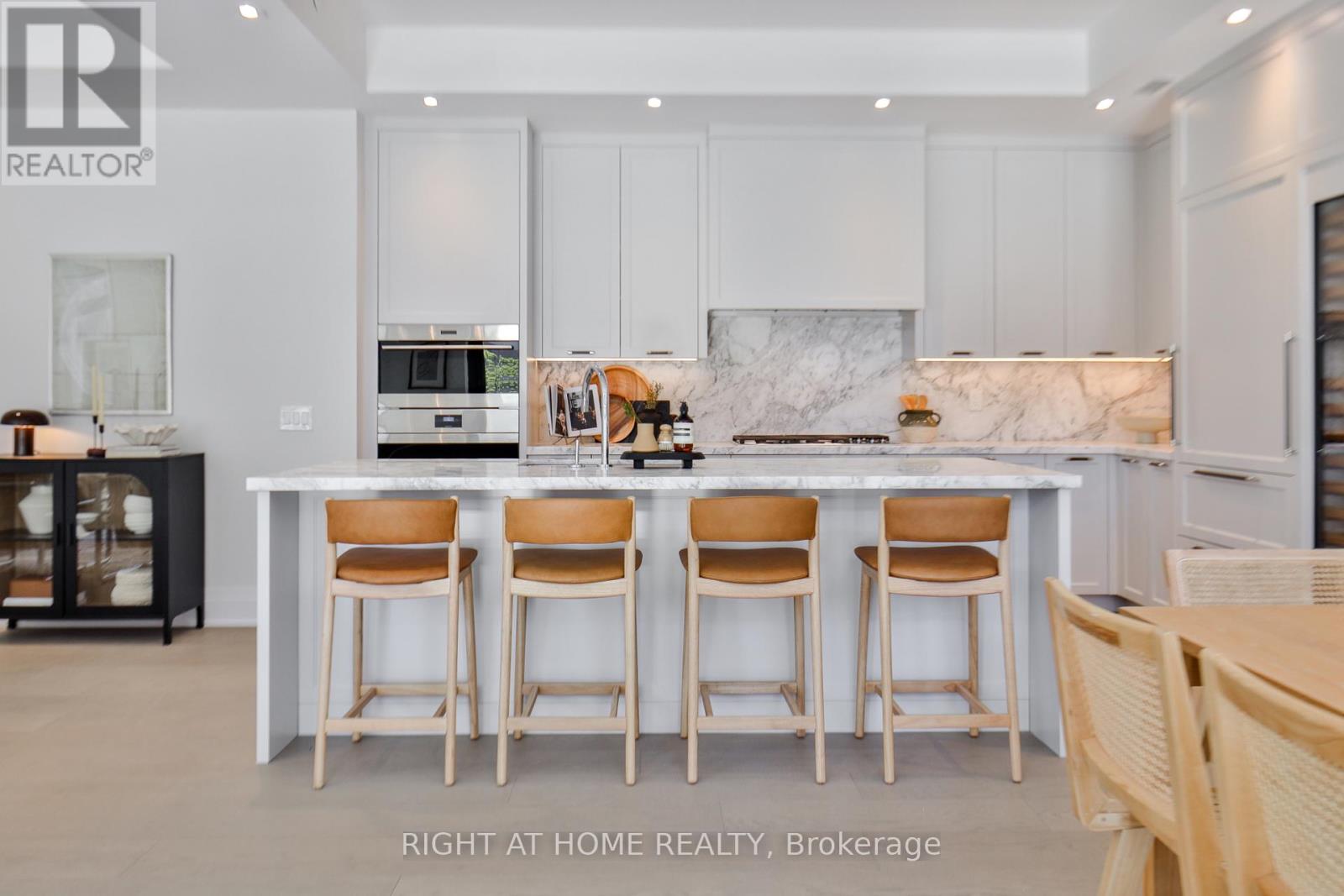 404 - 10 Prince Arthur Avenue, Toronto, Ontario  M5R 1A9 - Photo 12 - C13056756