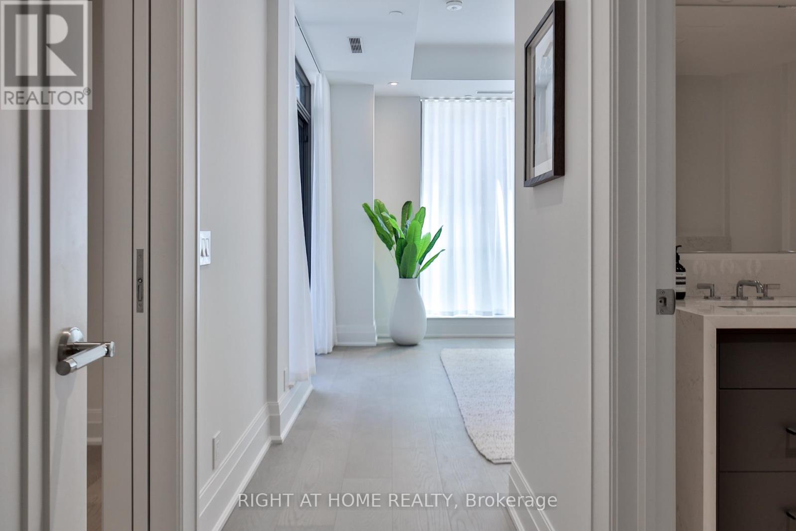 404 - 10 Prince Arthur Avenue, Toronto, Ontario  M5R 1A9 - Photo 18 - C13056756