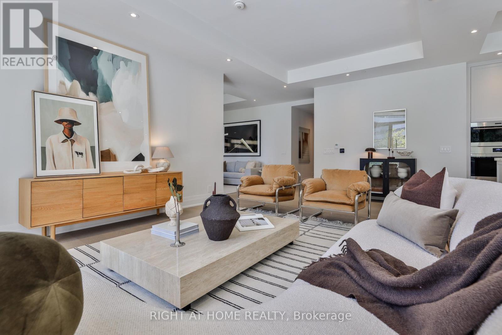 404 - 10 Prince Arthur Avenue, Toronto, Ontario  M5R 1A9 - Photo 4 - C13056756