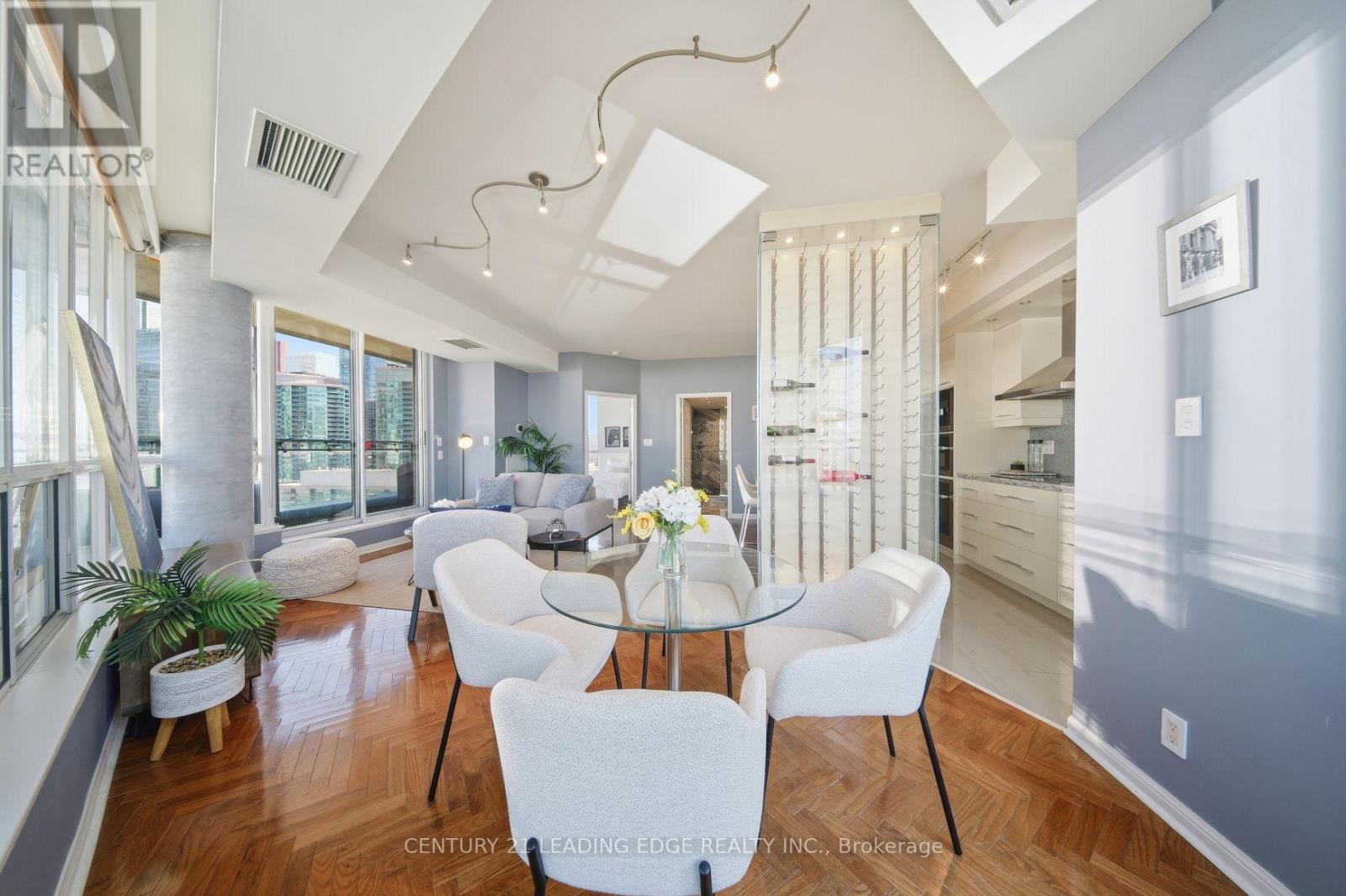 2617 - 230 Queens Quay W, Toronto, Ontario  M5J 2Y7 - Photo 10 - C13056762