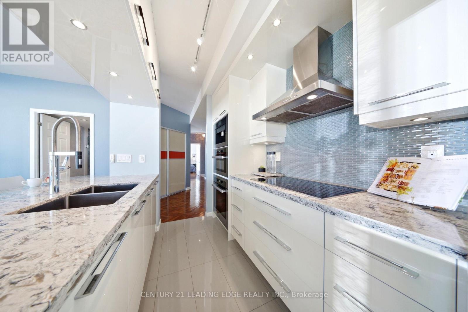 2617 - 230 Queens Quay W, Toronto, Ontario  M5J 2Y7 - Photo 12 - C13056762