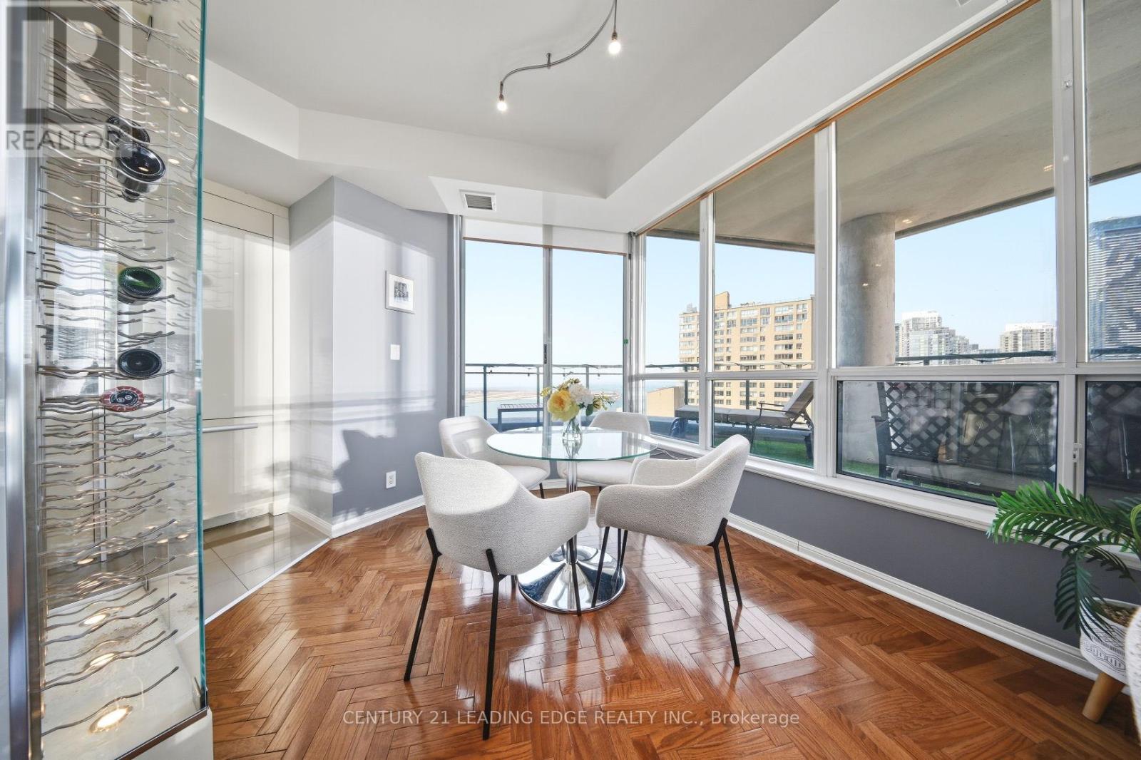 2617 - 230 Queens Quay W, Toronto, Ontario  M5J 2Y7 - Photo 8 - C13056762