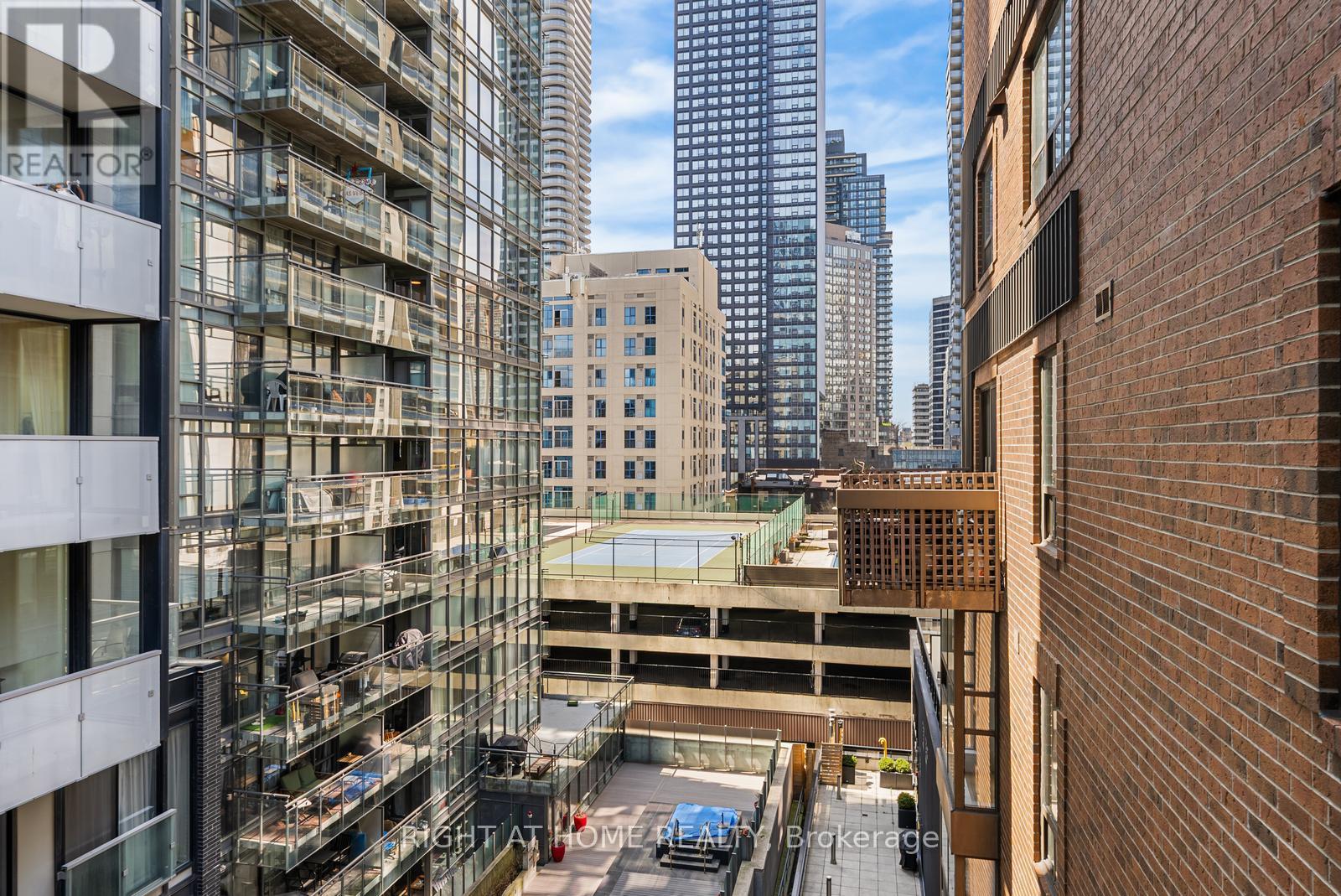 605 - 19 Dundonald Street, Toronto, Ontario  M4Y 1K3 - Photo 35 - C13056914