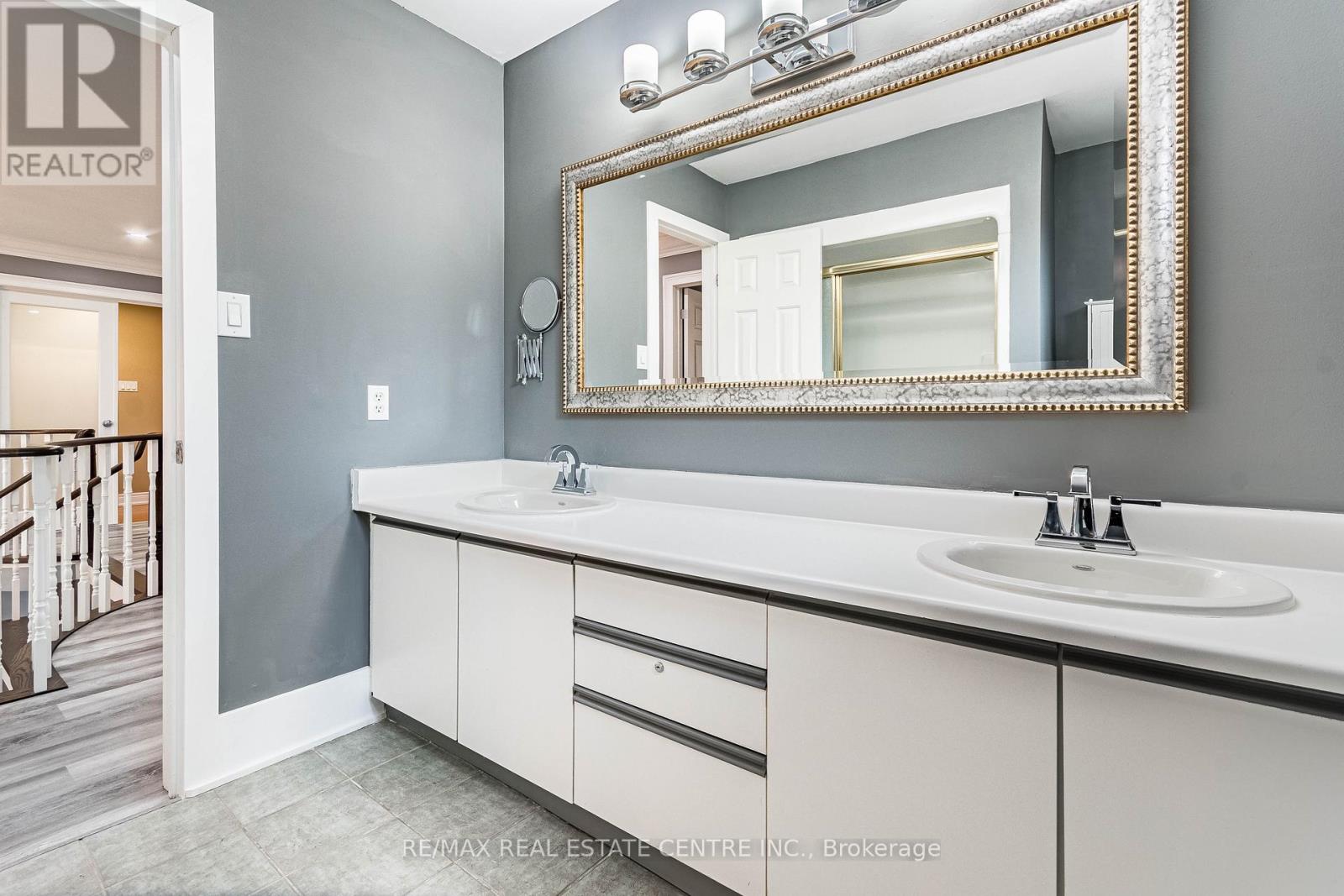 339 Parklane Road, Oakville, Ontario  L6H 4J4 - Photo 41 - W13028978