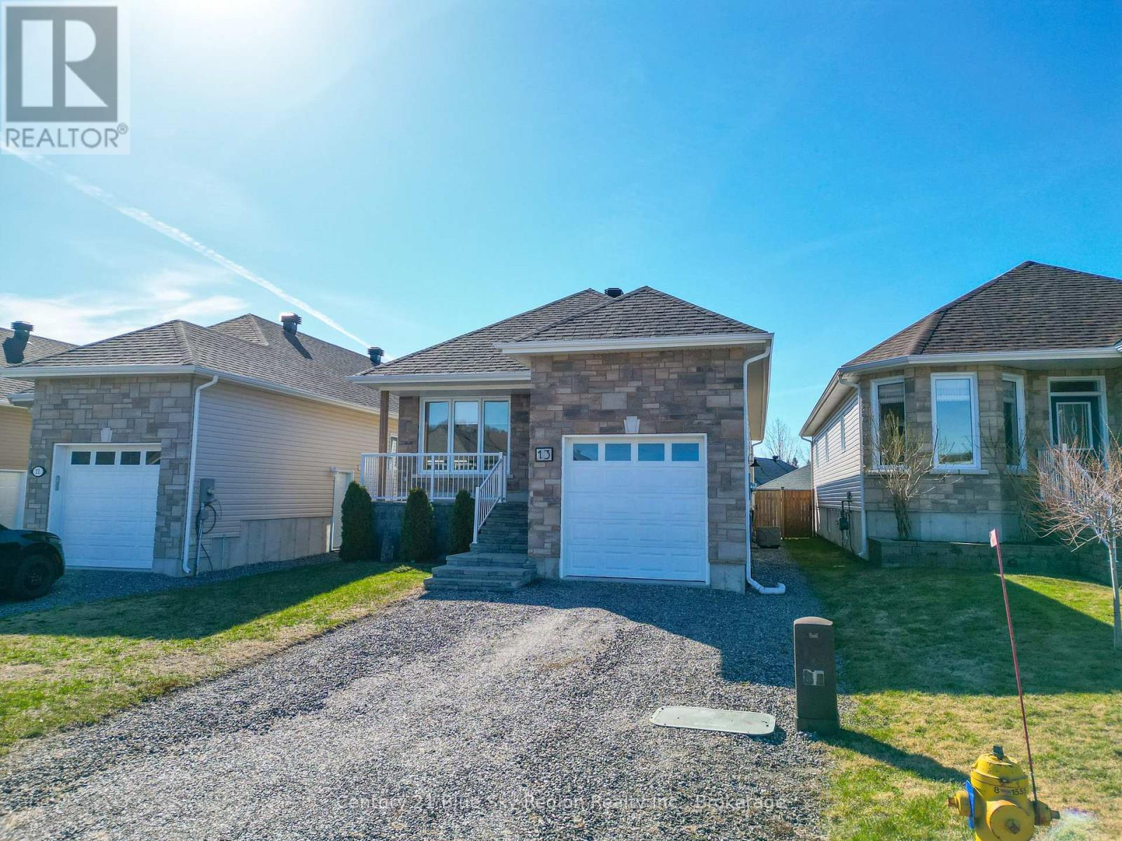 13 Frank Court, North Bay, Ontario  P1B 0C4 - Photo 3 - X13056798