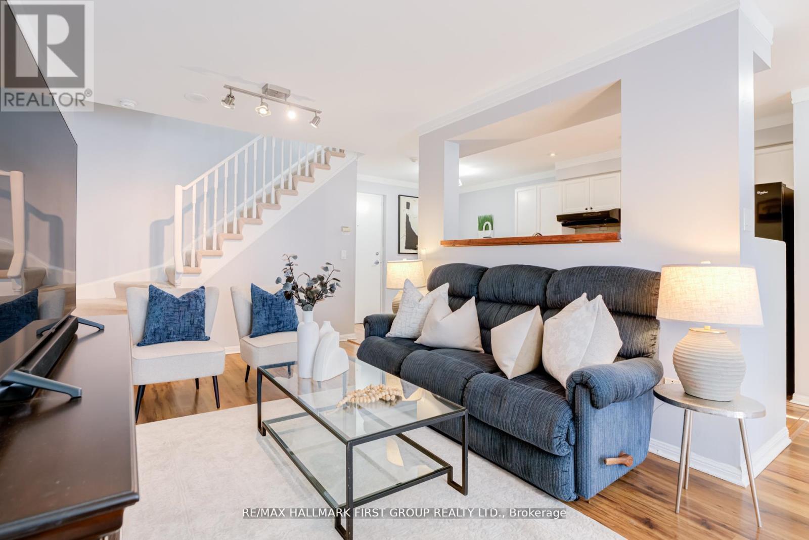 507 - 1400 The Esplanade N, Pickering, Ontario  L1V 6V4 - Photo 5 - E13056562