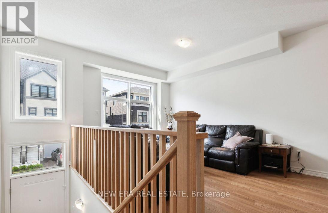 778 Kootenay Path, Oshawa, Ontario  L1H 0A7 - Photo 5 - E13056796