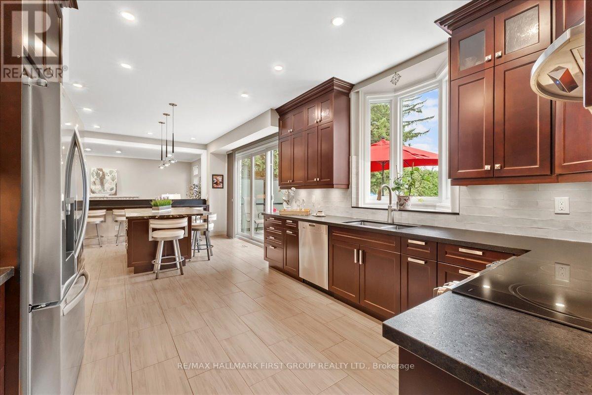 1484 Rougemount Drive, Pickering, Ontario  L1V 1N1 - Photo 17 - E13047426