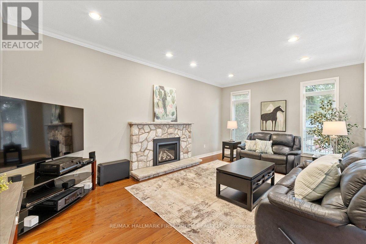 1484 Rougemount Drive, Pickering, Ontario  L1V 1N1 - Photo 9 - E13047426