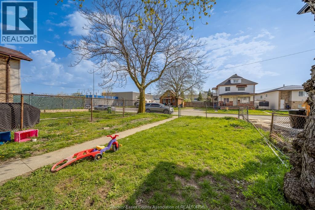 1321 Henry Ford, Windsor, Ontario  N8Y 2T9 - Photo 17 - 26008829