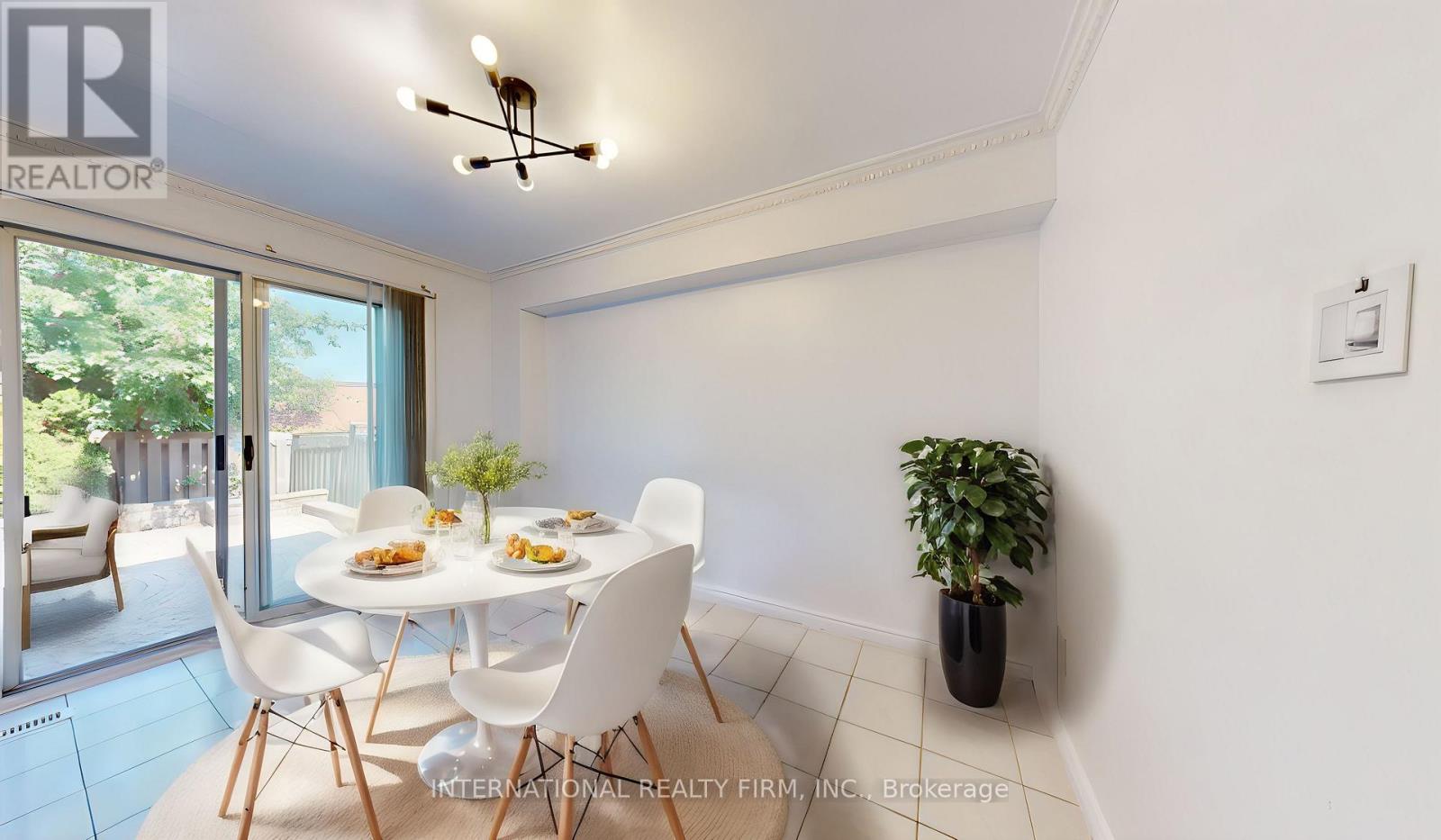 71 Olivewood Drive, Markham, Ontario  L3S 3E2 - Photo 13 - N13055474