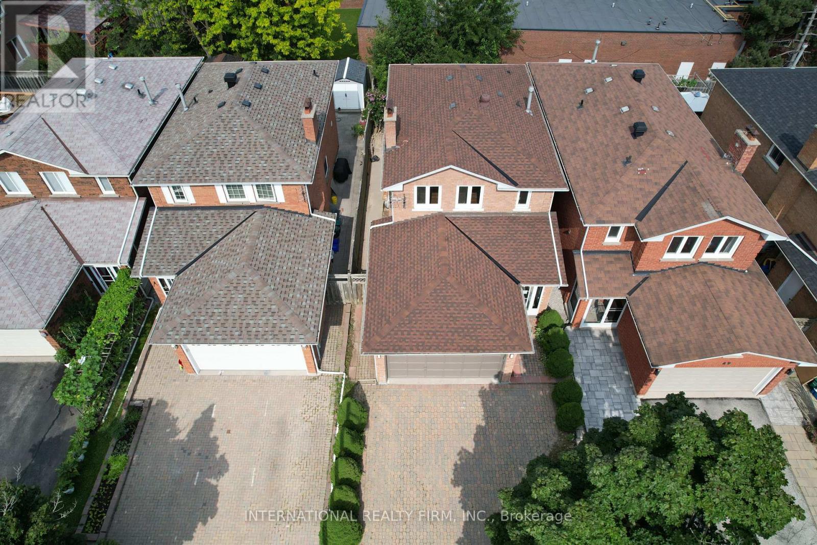 71 Olivewood Drive, Markham, Ontario  L3S 3E2 - Photo 6 - N13055474