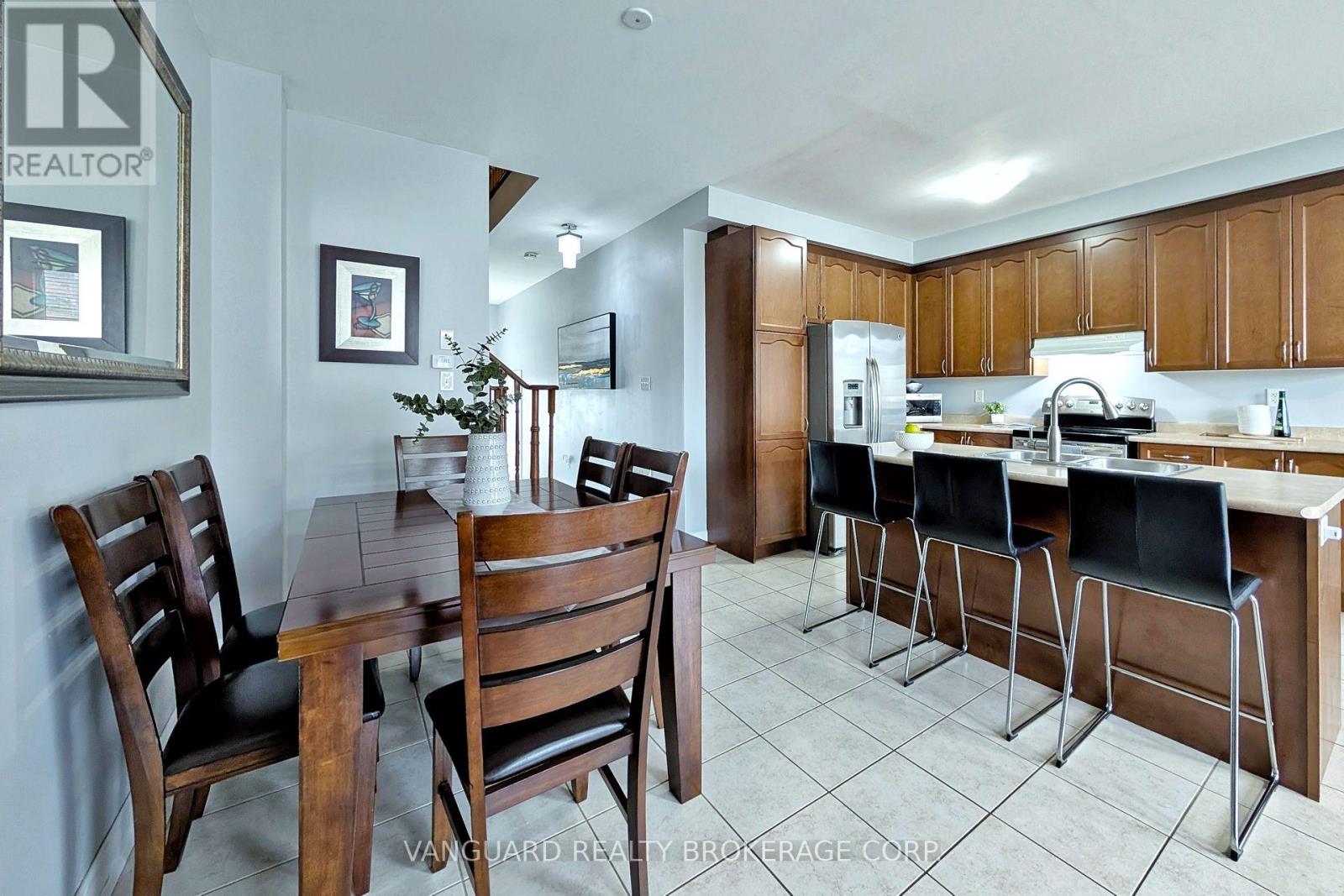 63 Mccann Crescent, Bradford West Gwillimbury (Bradford), Ontario  L3Z 0G6 - Photo 17 - N13056726