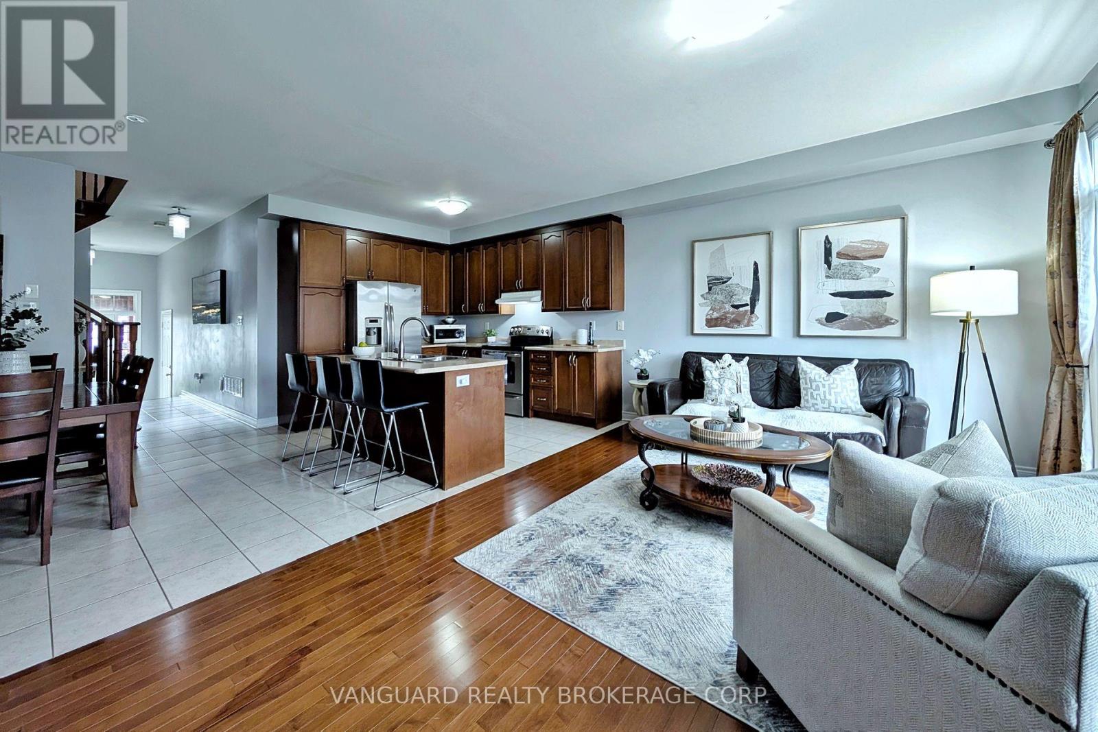 63 Mccann Crescent, Bradford West Gwillimbury (Bradford), Ontario  L3Z 0G6 - Photo 20 - N13056726