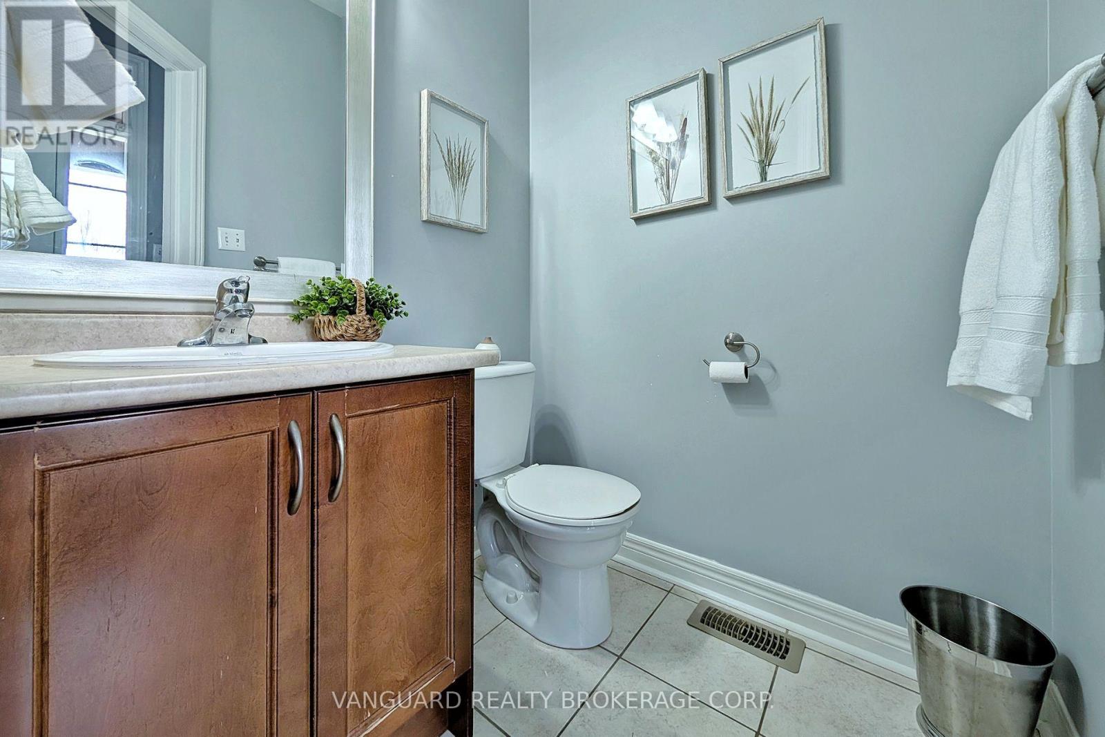 63 Mccann Crescent, Bradford West Gwillimbury (Bradford), Ontario  L3Z 0G6 - Photo 22 - N13056726