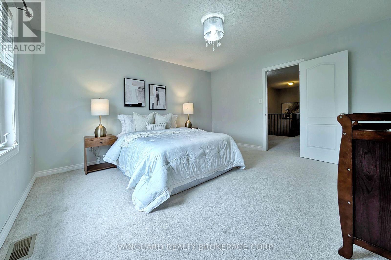 63 Mccann Crescent, Bradford West Gwillimbury (Bradford), Ontario  L3Z 0G6 - Photo 29 - N13056726